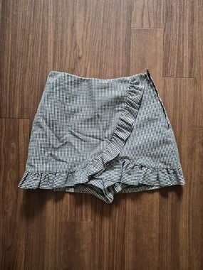 Gingham Ruffle Wrap Skort